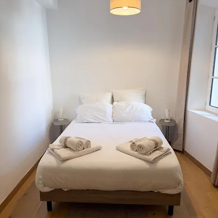 דירה Appartement, 2 Pieces Traversant, Balcon, & Forville & Suquet *