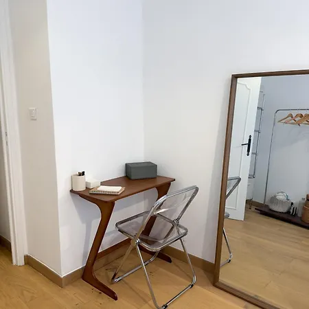 Appartement, 2 Pieces Traversant, Balcon, & Forville & Suquet