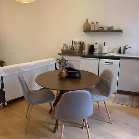 Appartement, 2 Pieces Traversant, Balcon, & Forville & Suquet Cannes
