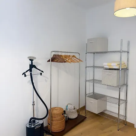 Appartement, 2 Pieces Traversant, Balcon, & Forville & Suquet * 칸느